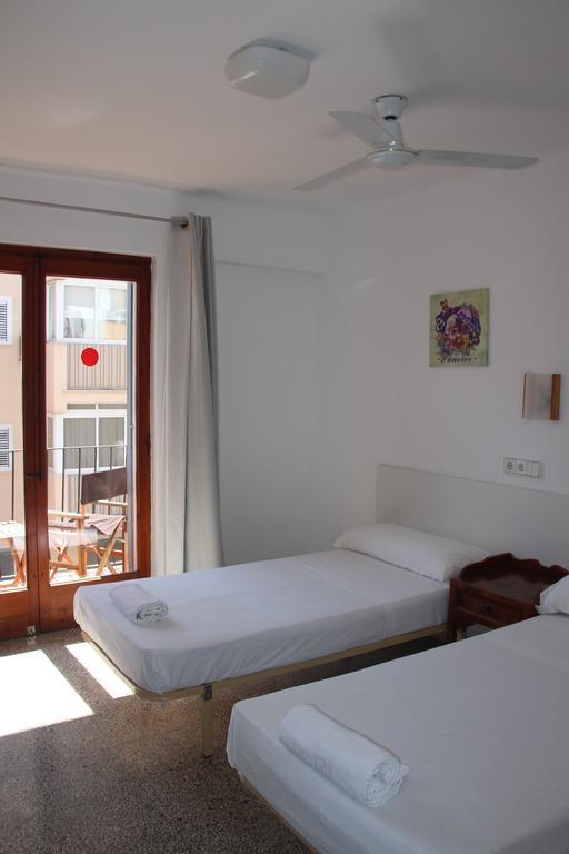 Hostal Las Nieves Ібіца Екстер'єр фото