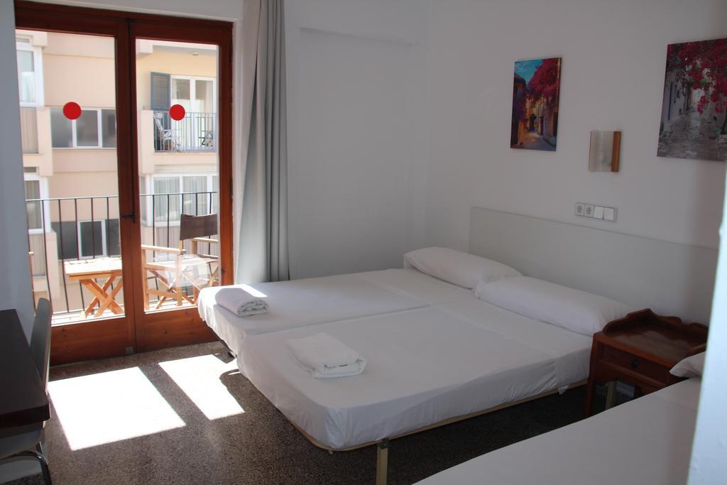 Hostal Las Nieves Ібіца Екстер'єр фото